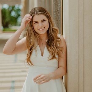 Meet your Posher, Alyssa